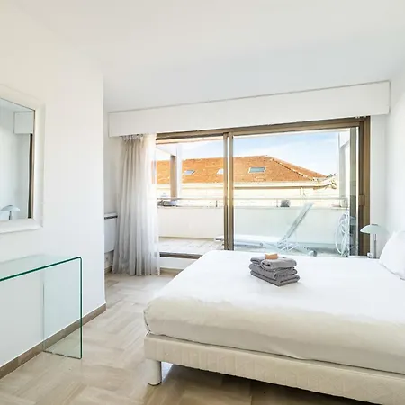 64 Antibes - Stunning 1-bedroom With Terrace At Gray D'albion Apartmán