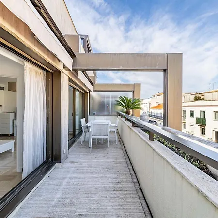 64 Antibes - Stunning 1-bedroom With Terrace At Gray D'albion *
